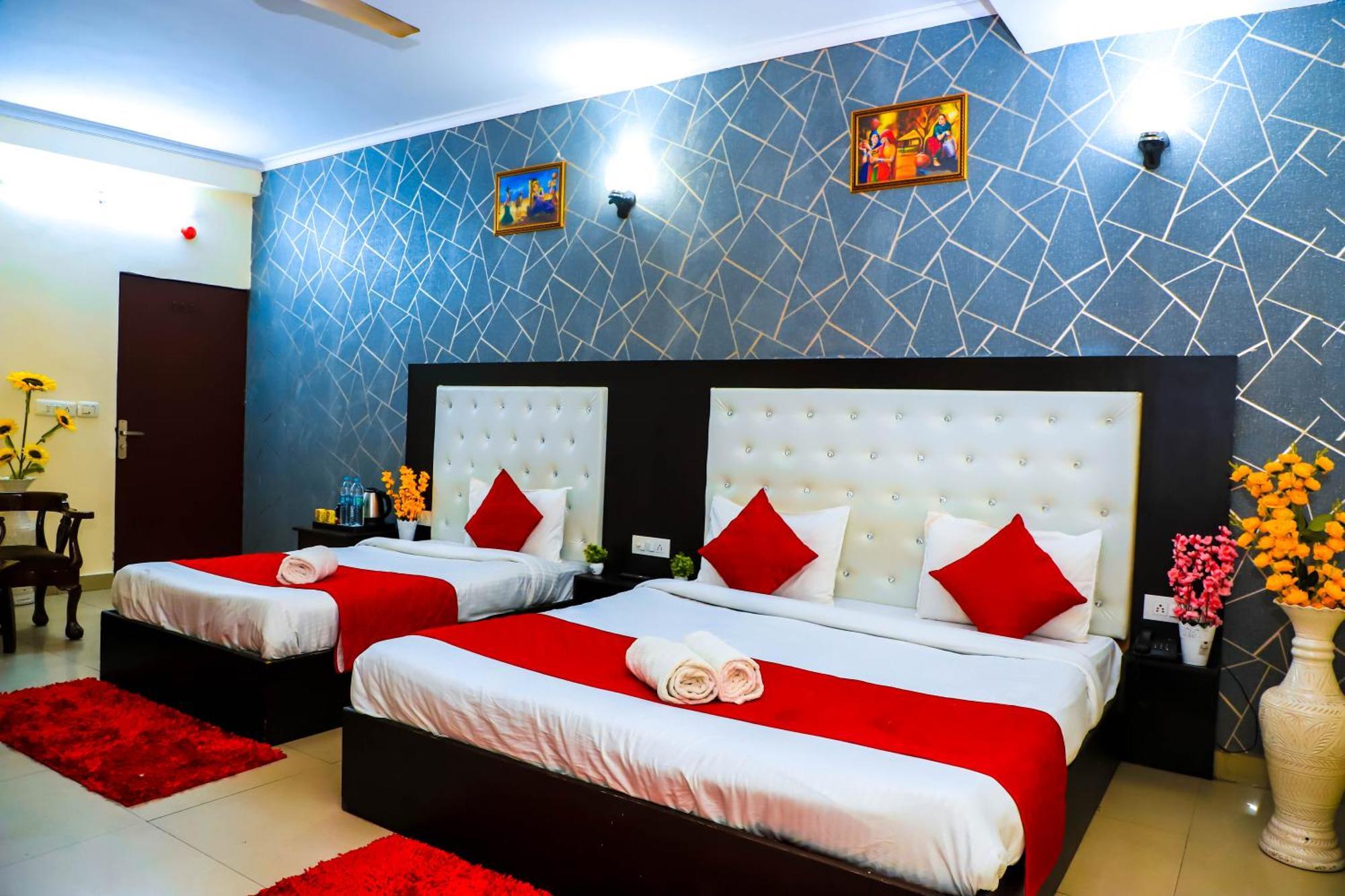 Hotel Global Inn By Quality Inn Нью-Дели Экстерьер фото
